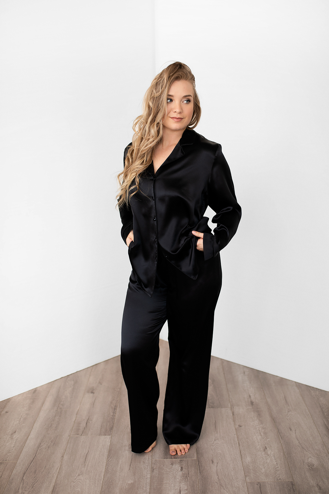 Stars Printed Black Silk Pajamas For Women, RachelSilk